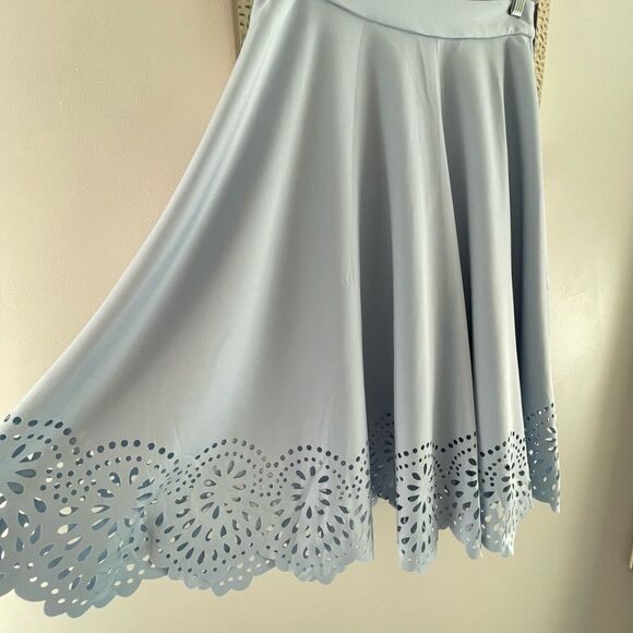 Miami baby blue skirt with cutout design on hem size small - Picture 4 of 8